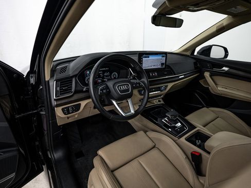 Certified 2023 Audi Q5 2.0T Premium Plus w/ Premium Plus Package AWD/4WD image 8