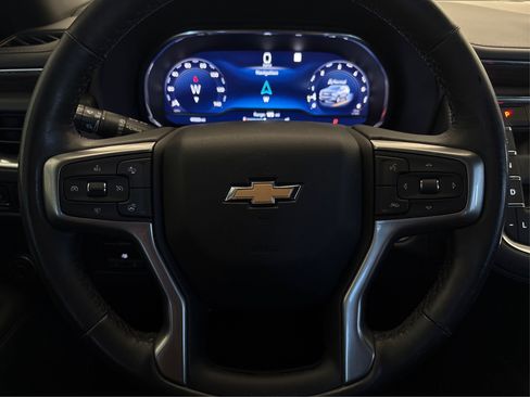 Used 2022 Chevrolet Tahoe LT w/ LT Signature Package image 19