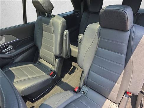 Used 2021 Mercedes-Benz GLS 580 4MATIC image 15