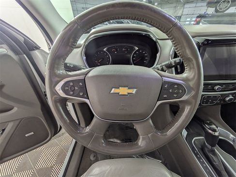 Used 2018 Chevrolet Traverse Premier image 19