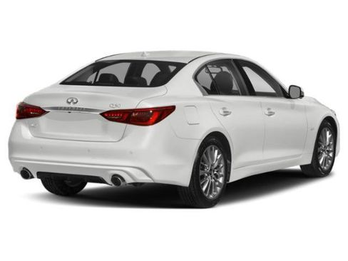 Used 2018 INFINITI Q50 Luxe w/ Essential Package (3.0T Luxe) image 3