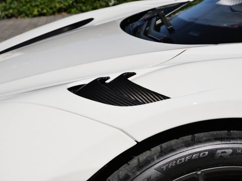 Used 2021 McLaren 765LT image 14