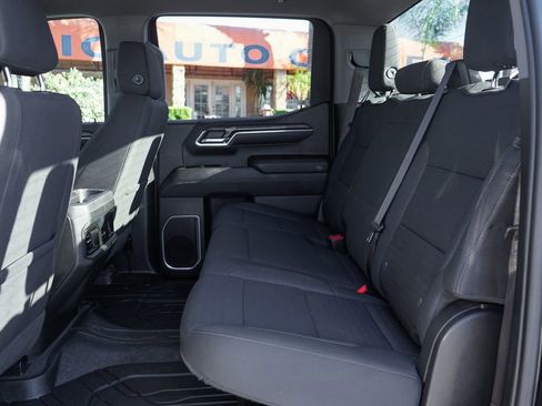 Used 2022 Chevrolet Silverado 1500 LT image 34