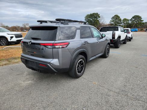 Used 2023 Nissan Pathfinder Rock Creek image 8