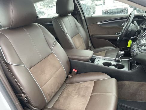 Used 2014 Chevrolet Impala LT w/ Premium Seating Package image 14