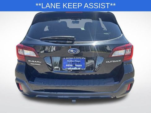 Used 2018 Subaru Outback 2.5i Premium AWD/4WD image 6