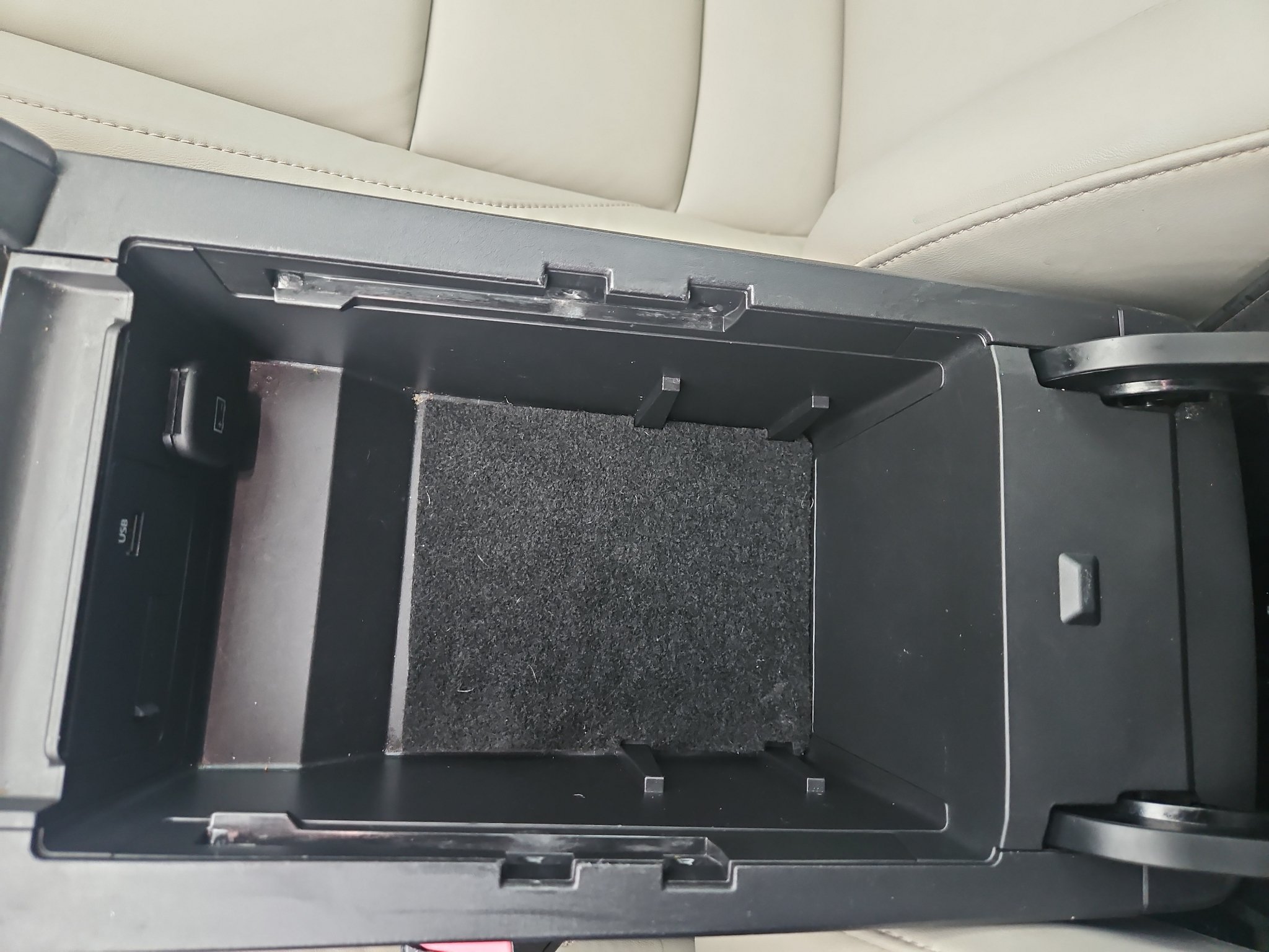 Used 2019 MAZDA MAZDA3 AWD Hatchback w/ Preferred Pkg image 9