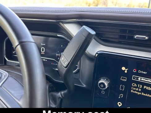 Used 2024 GMC Sierra 2500 Denali w/ Denali Reserve Package image 36