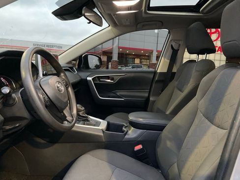 Certified 2023 Toyota RAV4 XLE w/ Convenience Package image 10