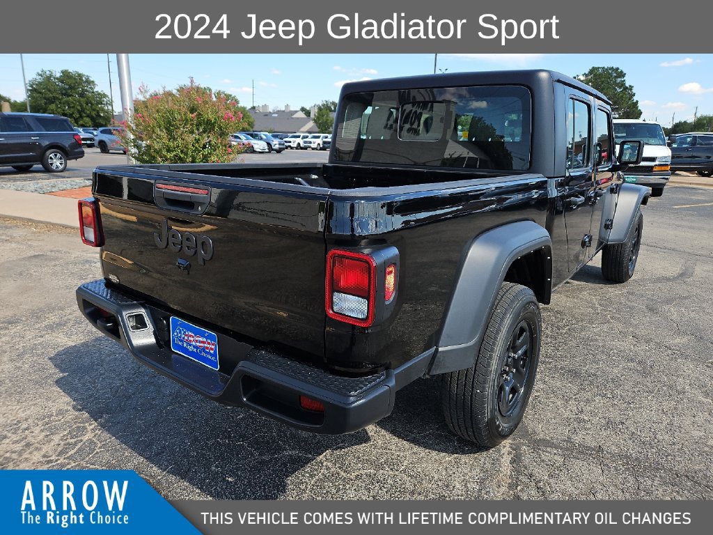 Used 2024 Jeep Gladiator Sport AWD/4WD image 12