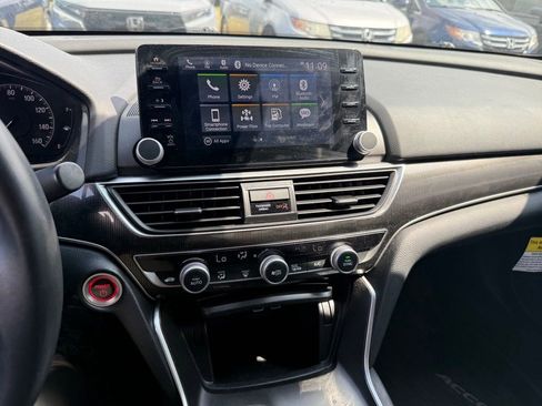 Used 2022 Honda Accord Sport image 9