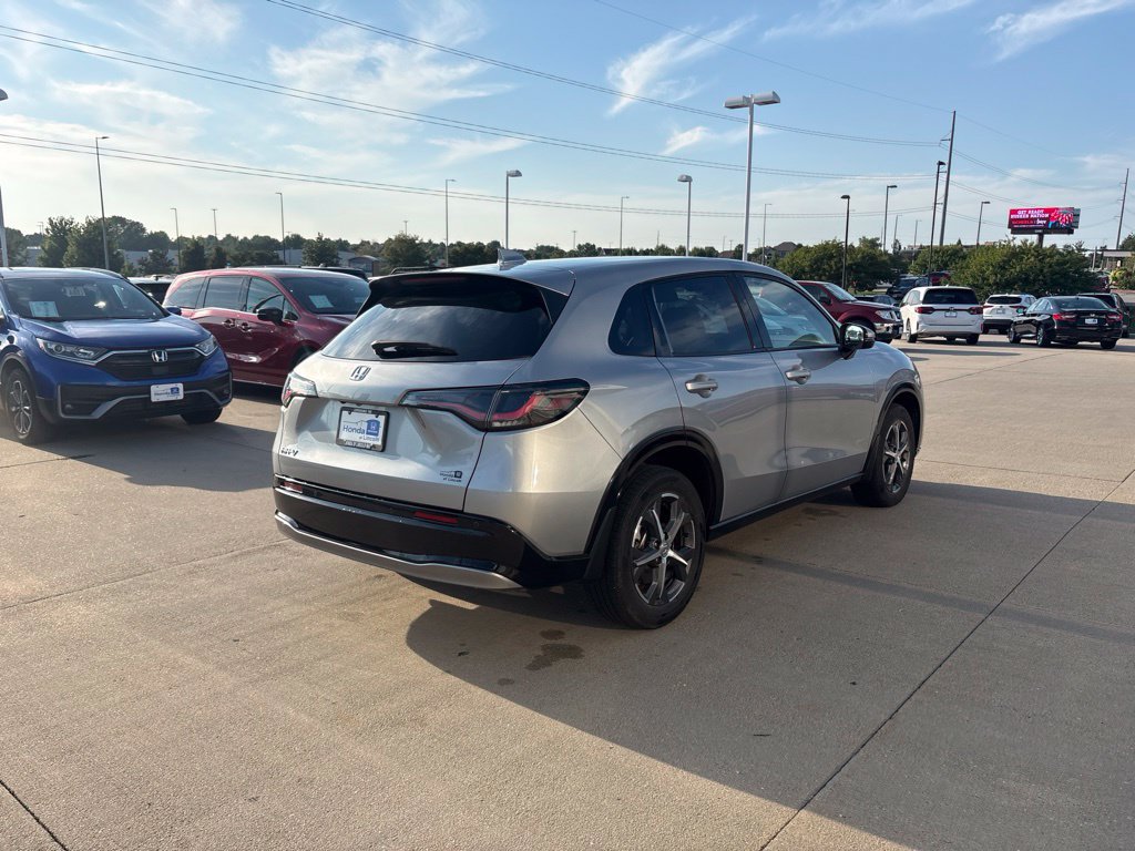 Certified 2025 Honda HR-V EX-L image 5