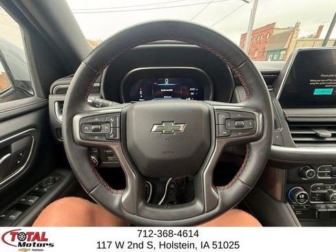 Used 2023 Chevrolet Suburban RST w/ Luxury Package AWD/4WD image 24