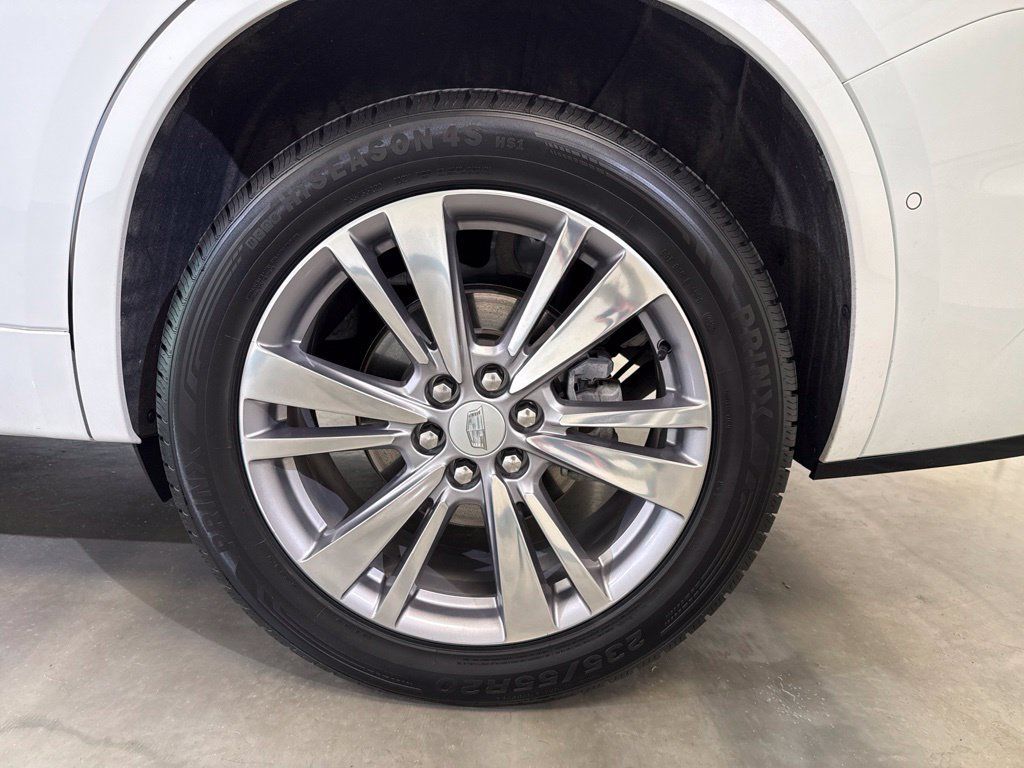 Certified 2023 Cadillac XT6 Premium Luxury w/ Technology Package AWD/4WD image 8