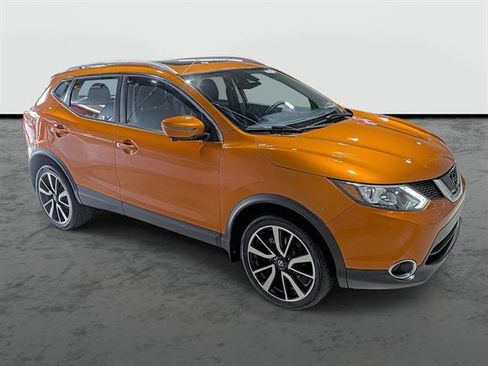 Used 2017 Nissan Rogue Sport SL w/ SL Premium Package AWD/4WD image 5