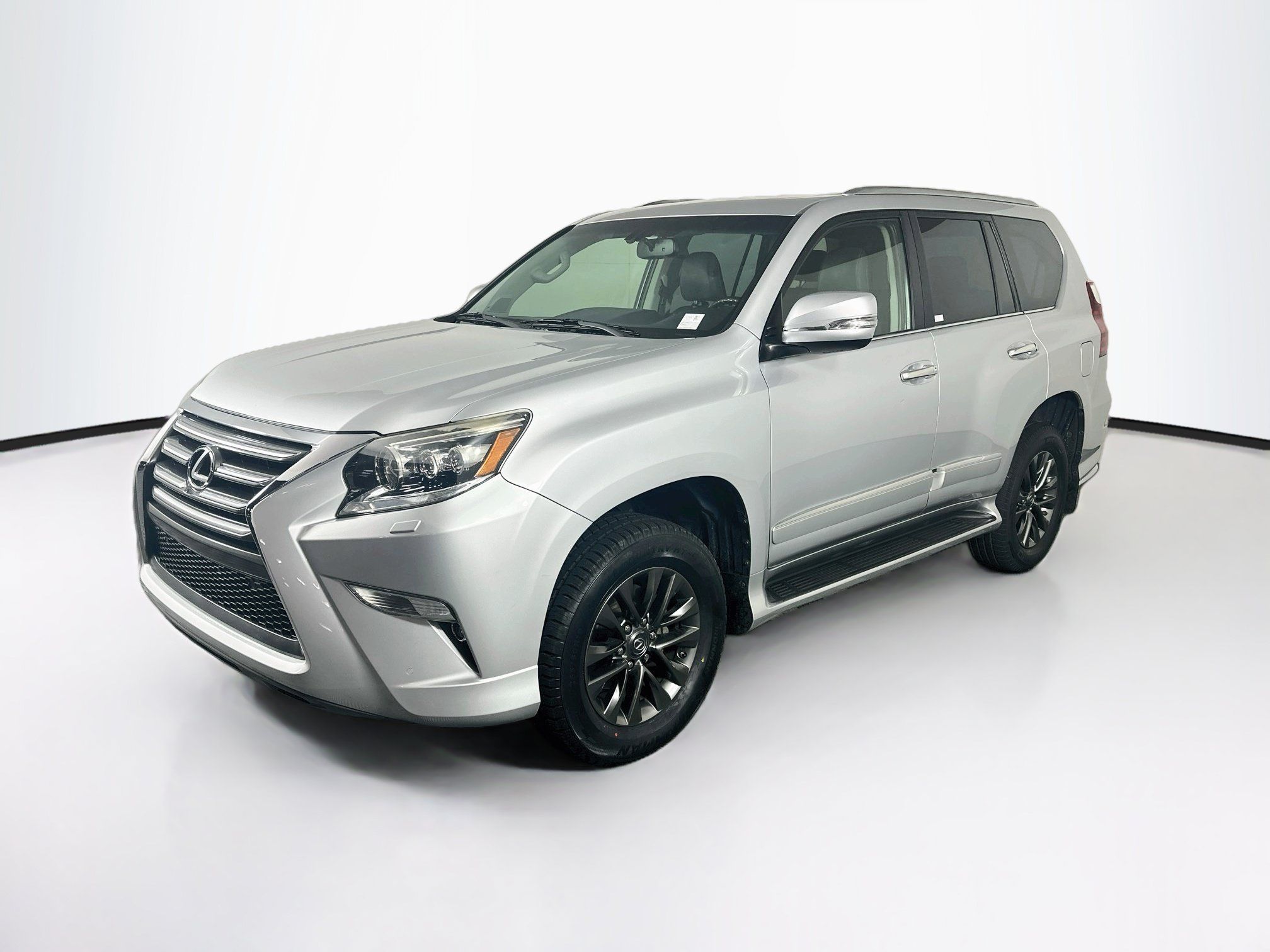 Used 2017 Lexus GX 460 Premium AWD/4WD image 3