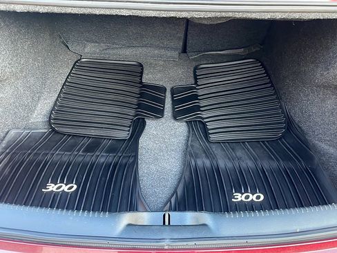 Used 2018 Chrysler 300 Touring image 23