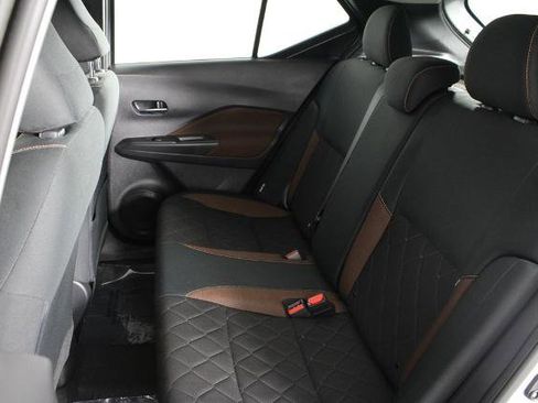 Certified 2020 Nissan Kicks SR image 19