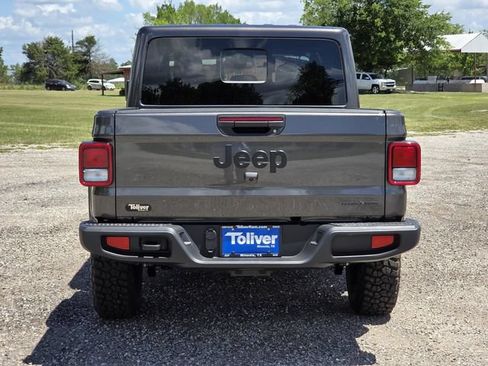 New 2026 Jeep Gladiator Sport AWD/4WD image 5