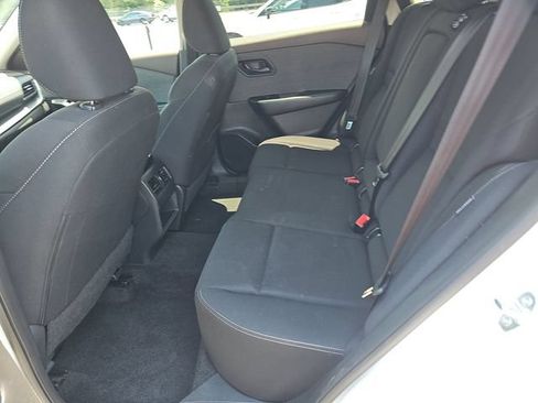 Used 2023 Nissan Rogue S AWD/4WD image 11
