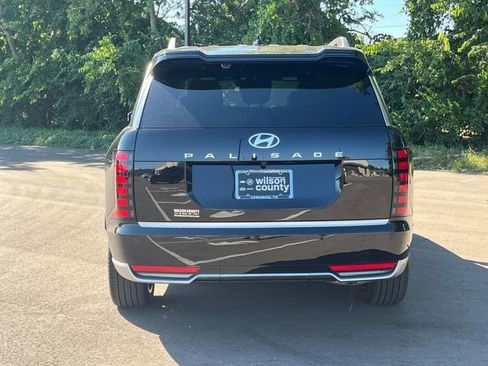 New 2026 Hyundai Palisade Calligraphy FWD image 6