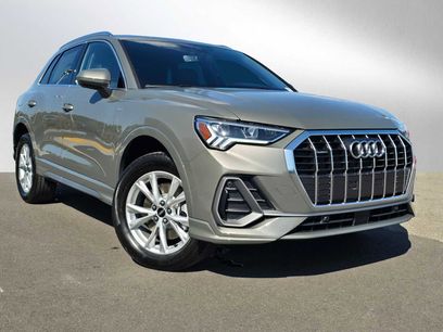 New 2025 Audi Q3 2.0T Premium