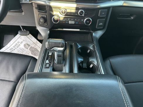 Used 2022 Ford F150 Lariat image 17