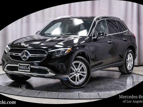 Certified 2026 Mercedes-Benz GLC 300 image 1