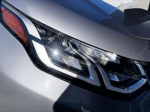 Used 2022 Land Rover Discovery Sport S R-Dynamic image 28