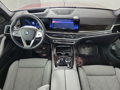 Certified 2026 BMW X7 xDrive40i AWD/4WD image 11