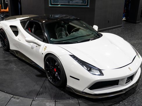 Used 2018 Ferrari 488 GTB image 14