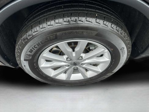 Used 2023 Dodge Durango SXT Launch Edition image 11