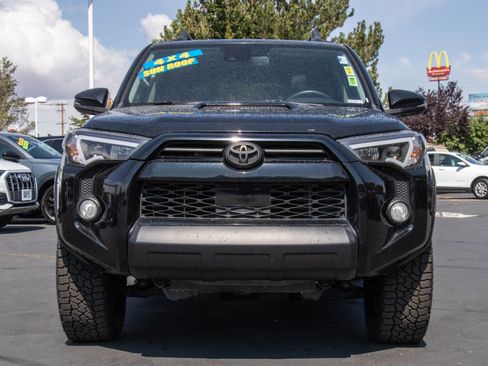 Used 2020 Toyota 4Runner TRD Off-Road Premium w/ Moonroof Package image 2