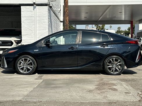 Used 2021 Toyota Prius Prime XLE w/ Carpet Mat Package (TMS) image 7