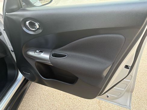 Used 2013 Nissan Juke SV image 26