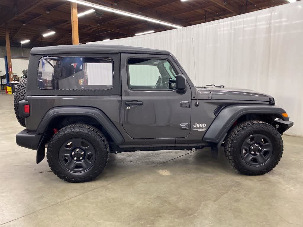 Used 2018 Jeep Wrangler Sport AWD/4WD image 7