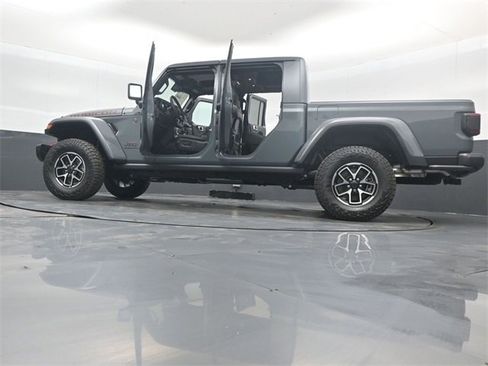 New 2025 Jeep Gladiator Rubicon image 52