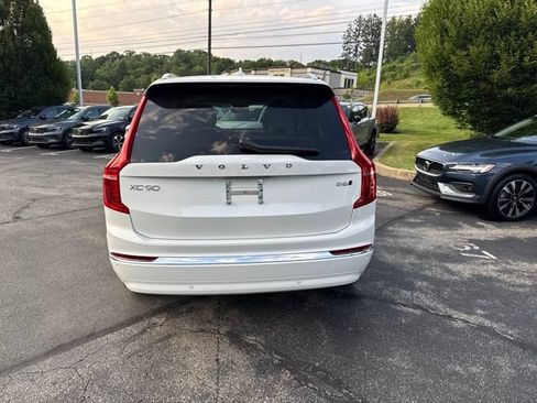 Used 2023 Volvo XC90 B6 Ultimate w/ Protection Package AWD/4WD image 4