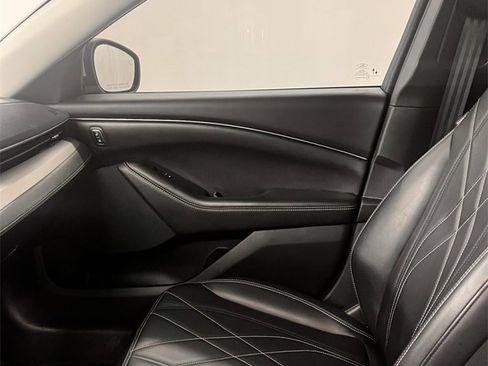 Used 2021 Ford Mustang Mach-E Select w/ Comfort/Appearance Package image 14