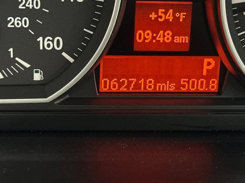 Used 2013 BMW 135is Convertible image 26