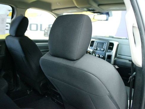 Used 2019 RAM 1500 Classic Warlock AWD/4WD image 12