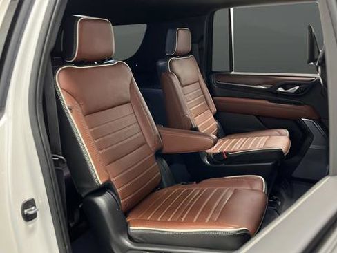 Used 2023 GMC Yukon XL Denali Ultimate image 26
