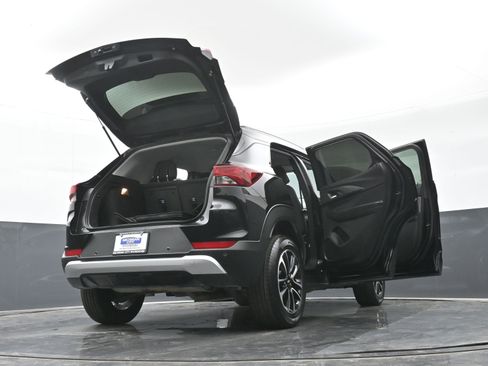 Used 2024 Chevrolet TrailBlazer LT w/ LT Cold Weather Package image 49