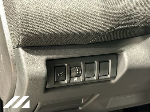 New 2026 Subaru Outback Limited AWD/4WD image 10
