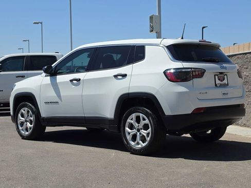 Used 2025 Jeep Compass Sport AWD/4WD image 7
