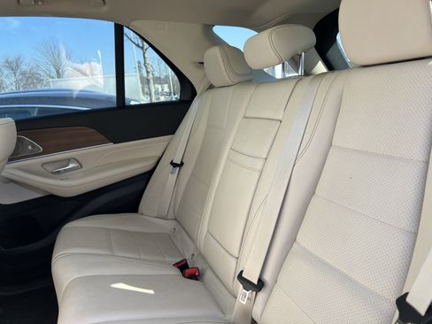 Certified 2023 Mercedes-Benz GLE 350 w/ AMG Line Exterior image 34