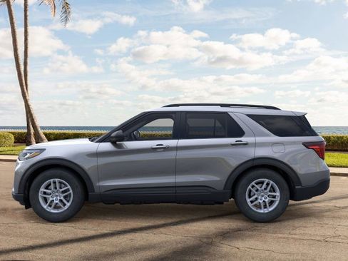 New 2026 Ford Explorer Active image 3