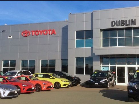 Used 2023 Toyota Prius LE image 43