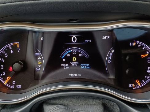 Used 2016 Jeep Grand Cherokee Overland image 18