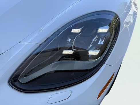 Used 2018 Porsche Panamera Turbo Executive image 35